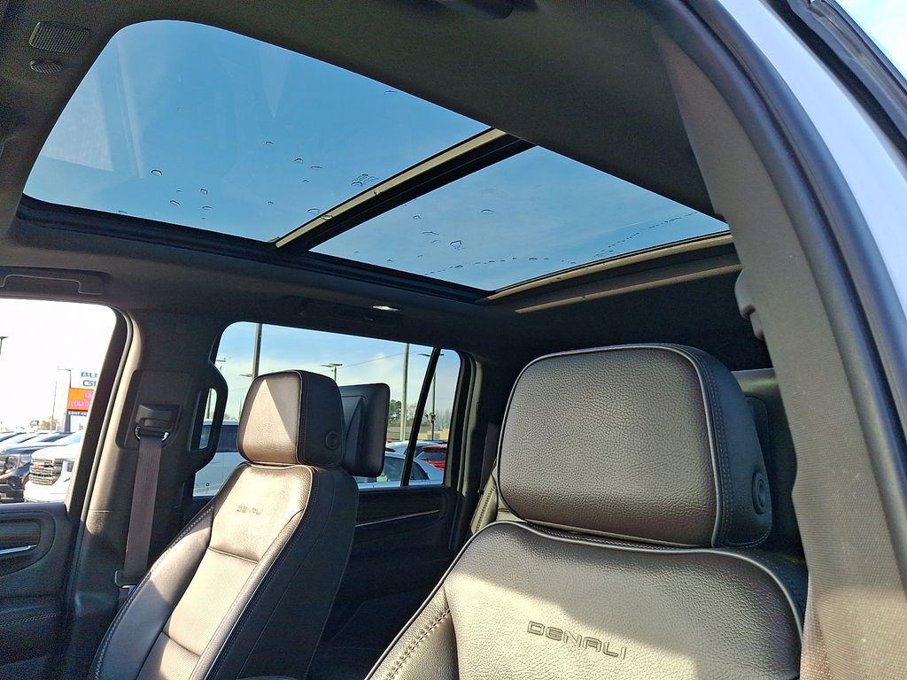 used 2021 GMC Yukon XL car, priced at $50,000