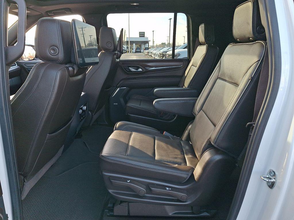 used 2021 GMC Yukon XL car, priced at $50,000