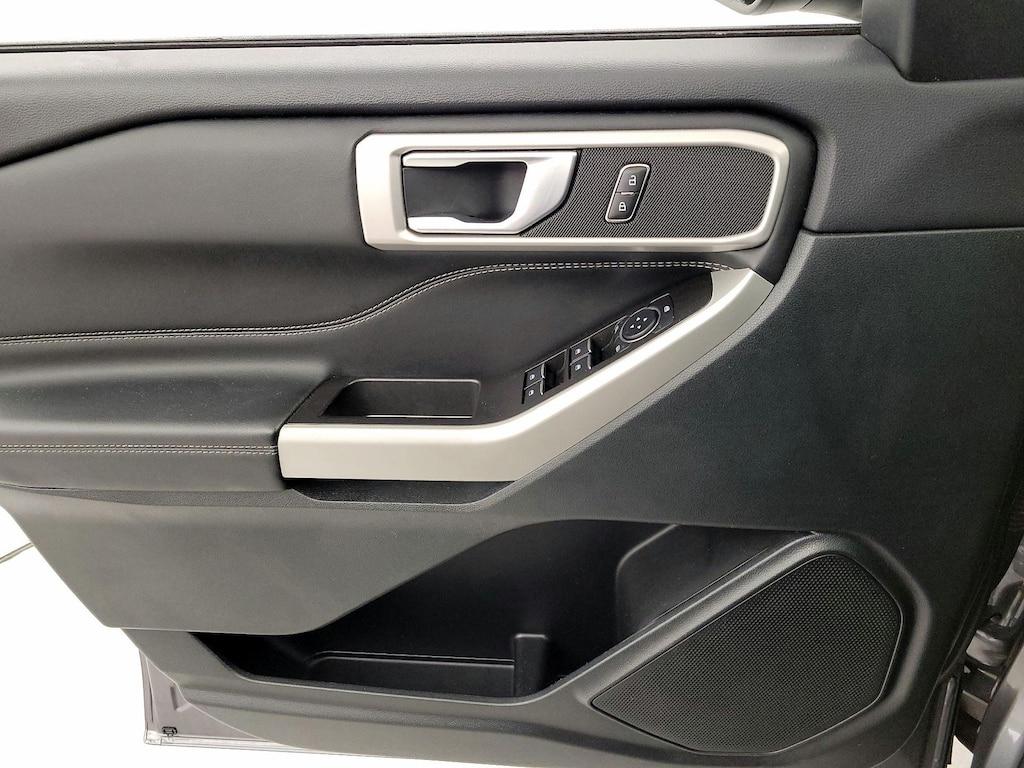 used 2023 Ford Explorer car, priced at $29,998