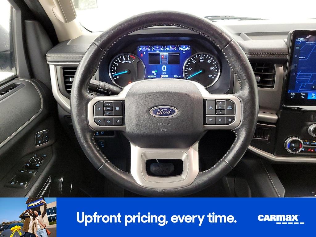used 2024 Ford Expedition car, priced at $41,998