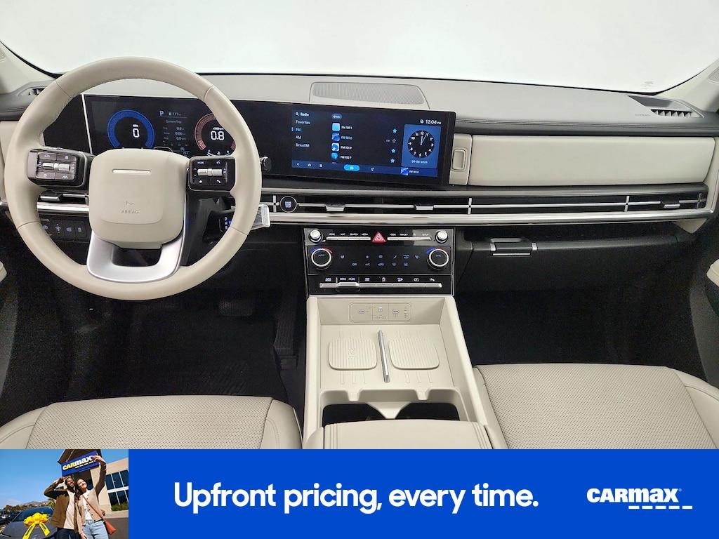 used 2025 Hyundai Santa Fe car, priced at $29,998