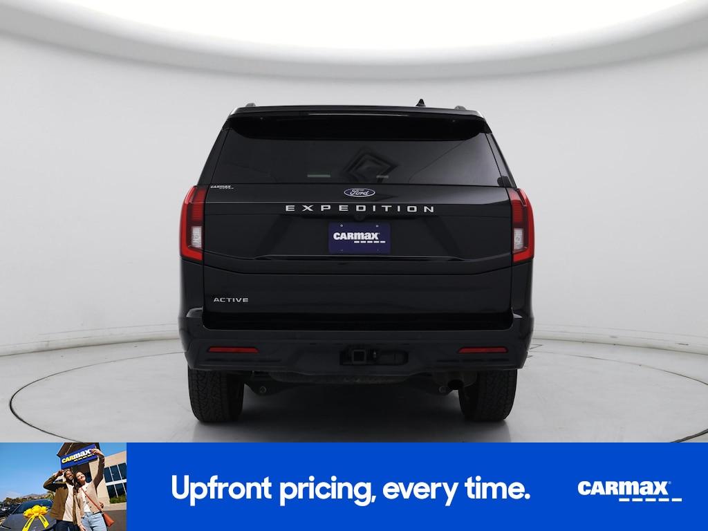 used 2025 Ford Expedition car, priced at $56,998