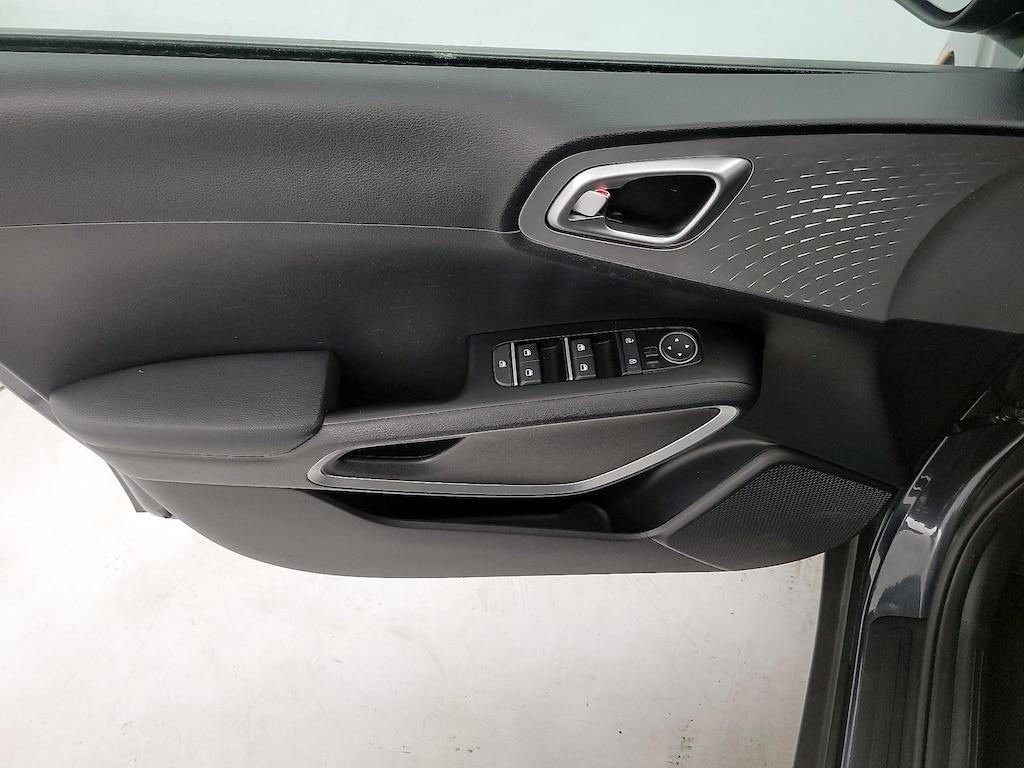 used 2024 Kia Soul car, priced at $17,998