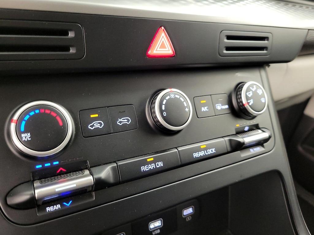 used 2024 Kia Carnival car, priced at $30,998