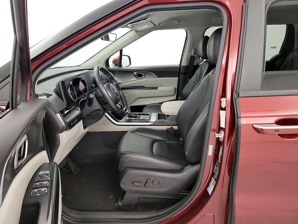 used 2024 Kia Carnival car, priced at $30,998