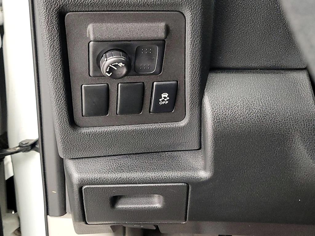 used 2015 Nissan Rogue Select car, priced at $15,998