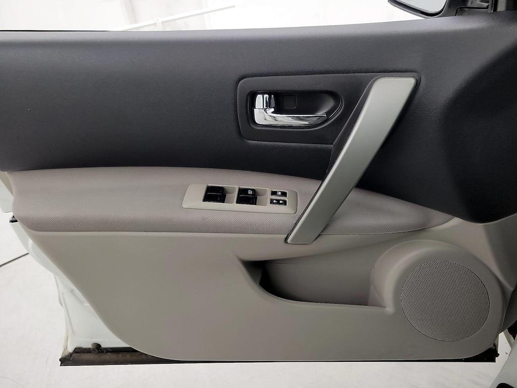 used 2015 Nissan Rogue Select car, priced at $15,998