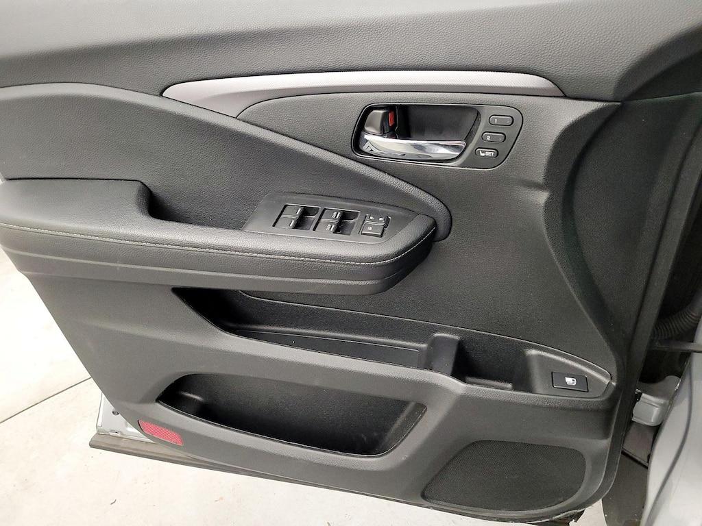 used 2024 Honda Ridgeline car, priced at $33,998