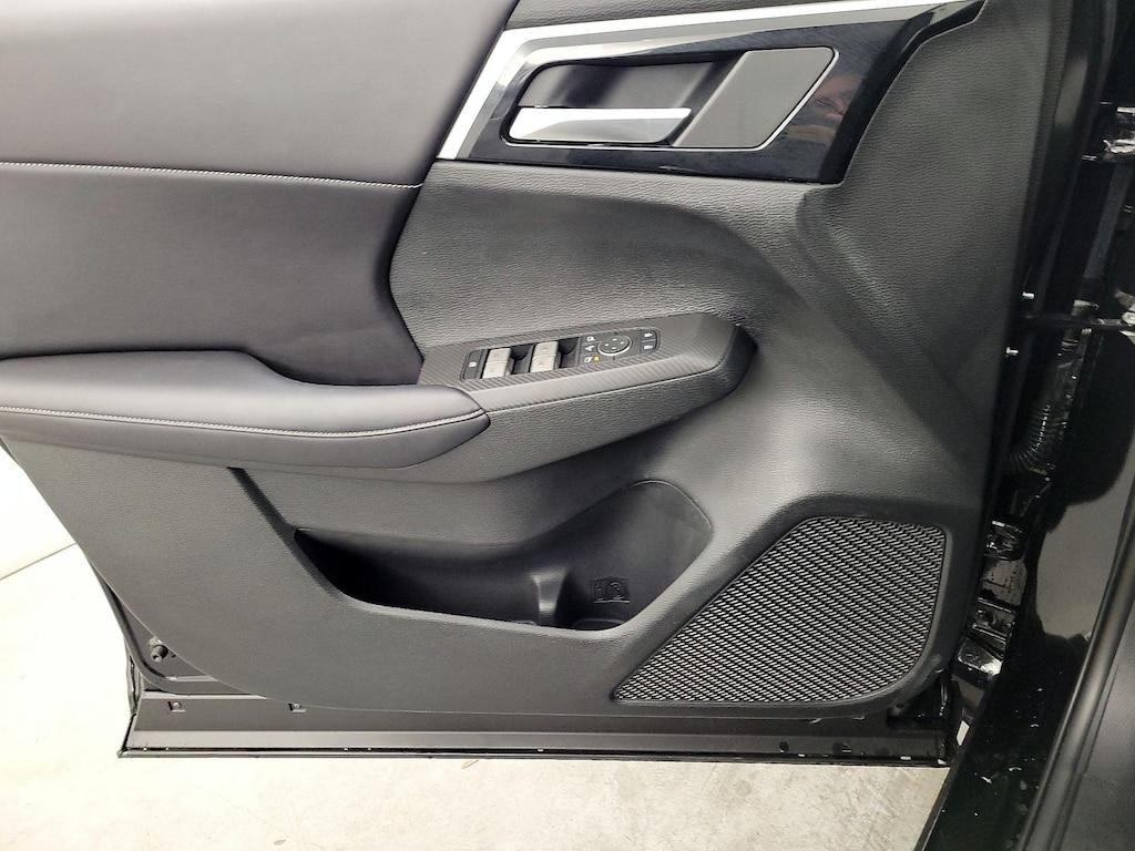 used 2024 Mitsubishi Outlander car, priced at $27,998