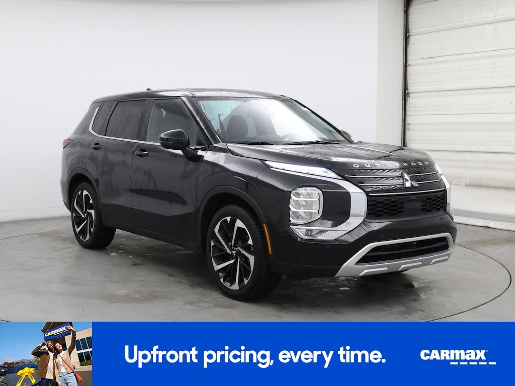 used 2024 Mitsubishi Outlander car, priced at $27,998