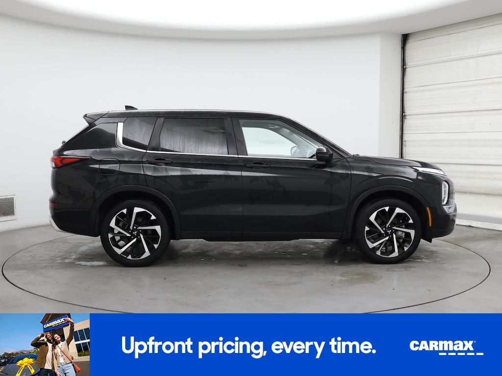 used 2024 Mitsubishi Outlander car, priced at $27,998