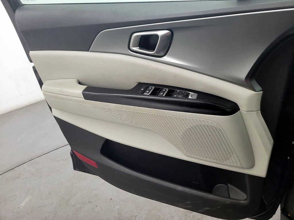 used 2024 Kia Carnival car, priced at $28,998