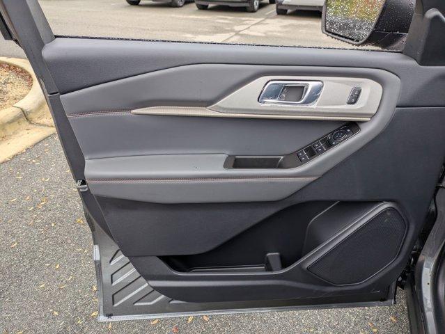 new 2026 Ford Explorer car, priced at $40,623