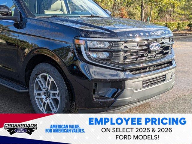 new 2025 Ford Expedition car, priced at $67,607