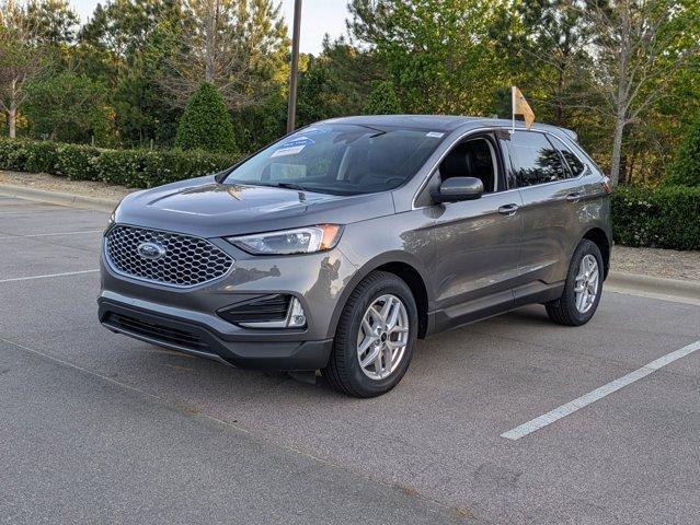 used 2024 Ford Edge car, priced at $27,001