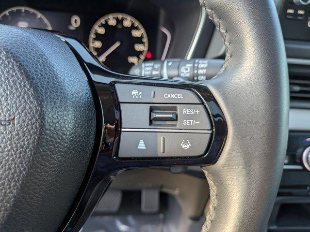 used 2025 Honda Pilot car, priced at $45,417