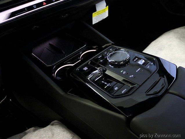 2026 Black Sapphire Metallic BMW 540