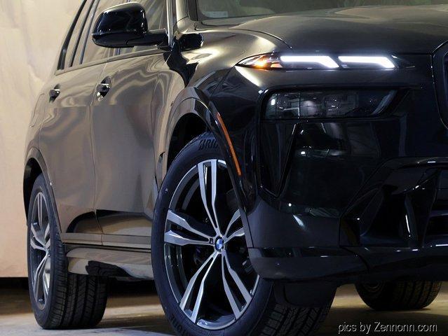 new 2026 BMW X7 car, priced at $100,600