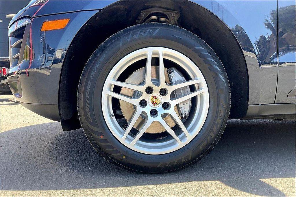 used 2018 Porsche Macan car, priced at $20,888