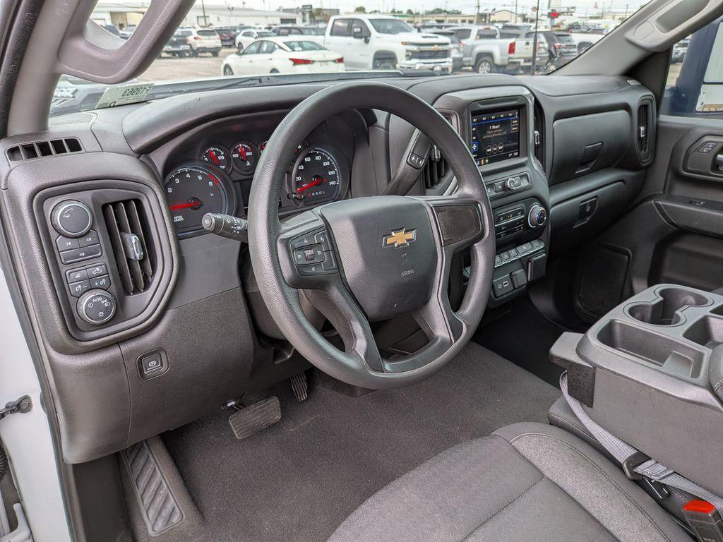 used 2024 Chevrolet Silverado 2500 car, priced at $45,220