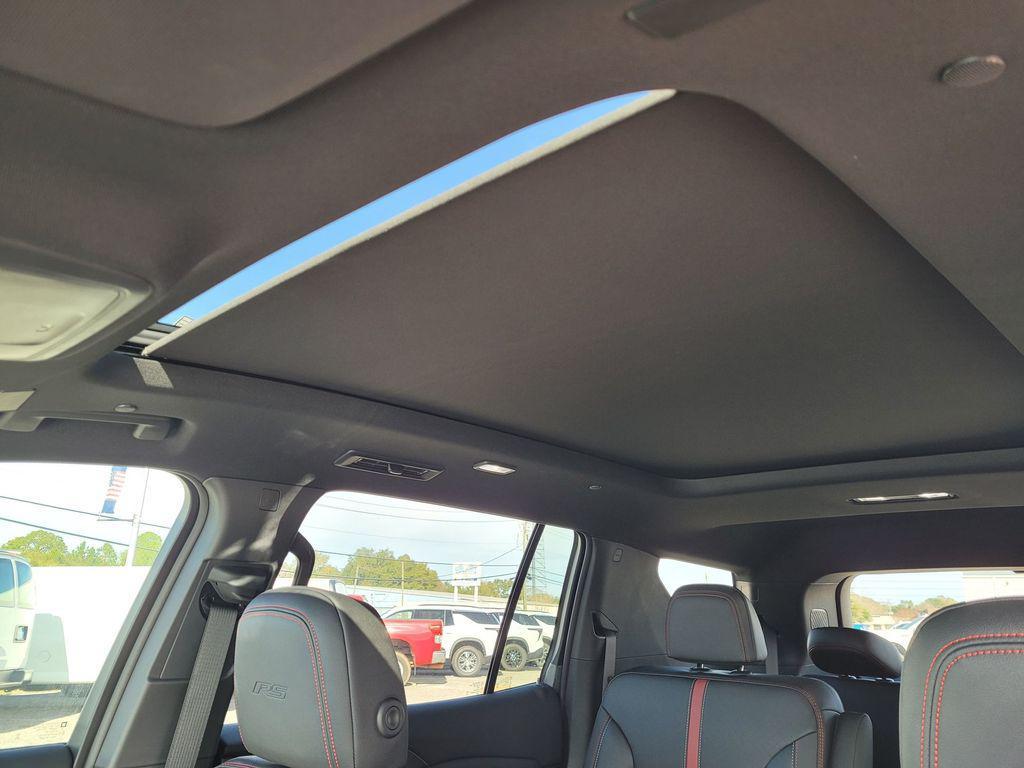 new 2026 Chevrolet Traverse car, priced at $59,315