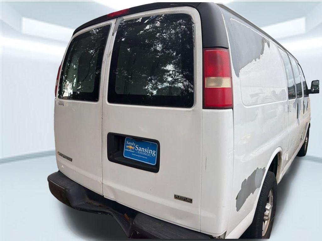 used 2010 Chevrolet Express 2500 car, priced at $955