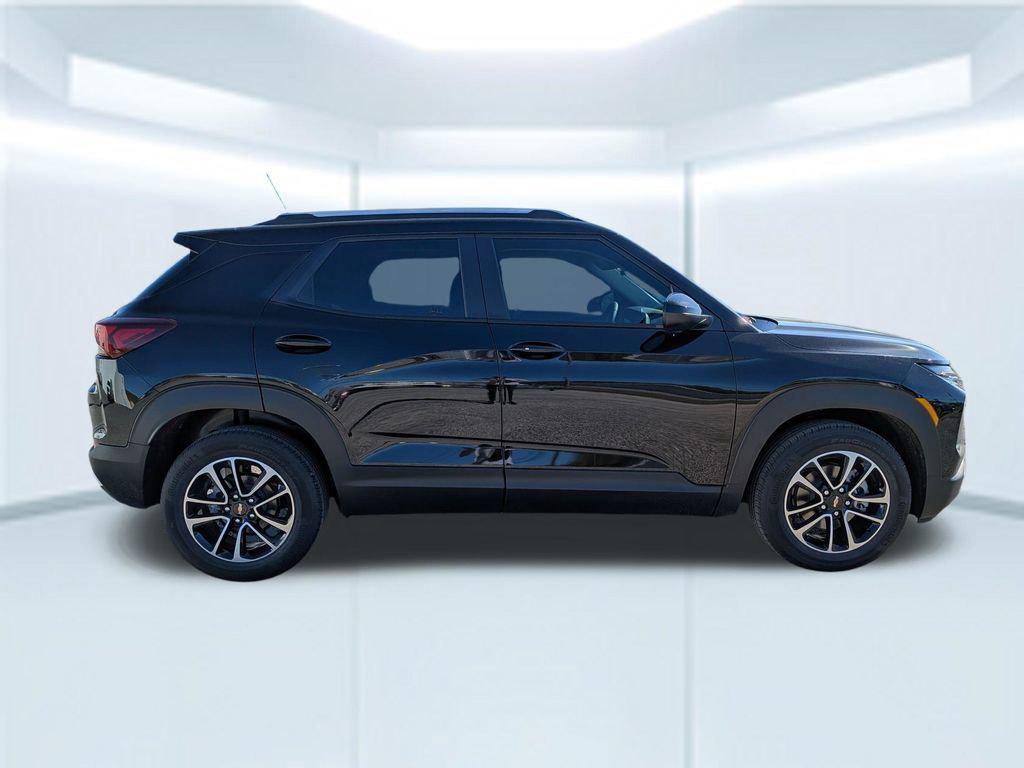 new 2026 Chevrolet TrailBlazer car, priced at $28,008