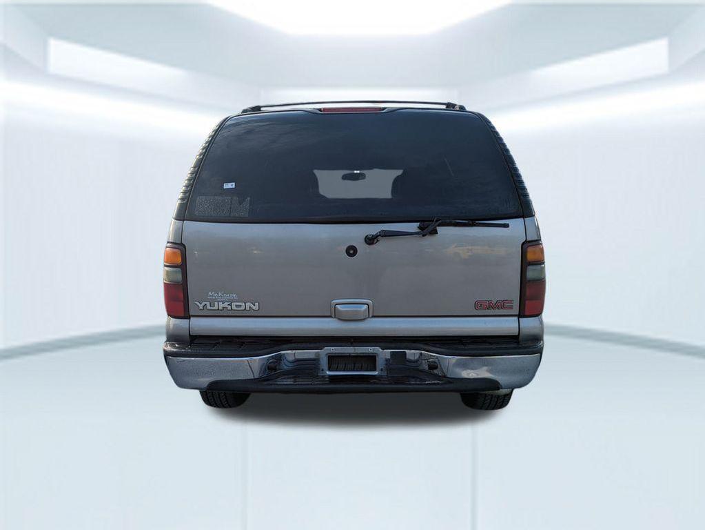 used 2002 GMC Yukon car, priced at $3,498
