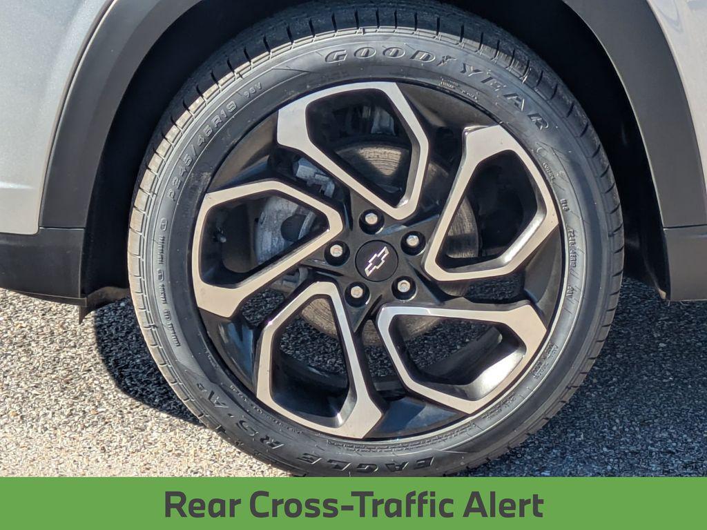 used 2024 Chevrolet Trax car, priced at $21,408