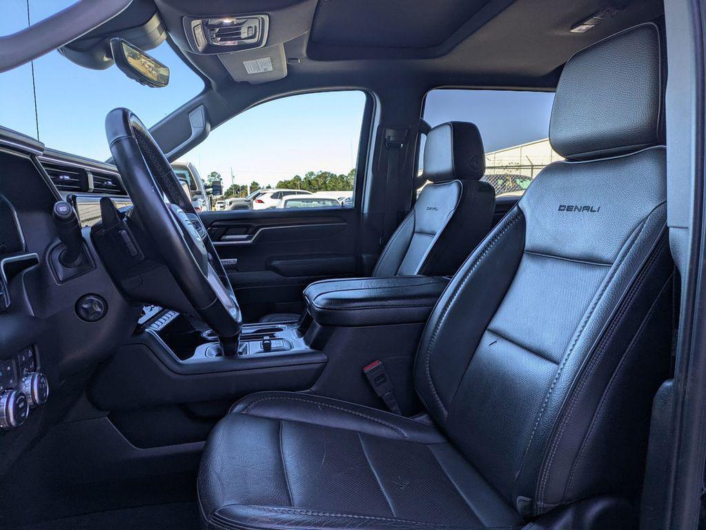 used 2024 GMC Sierra 1500 car, priced at $52,205