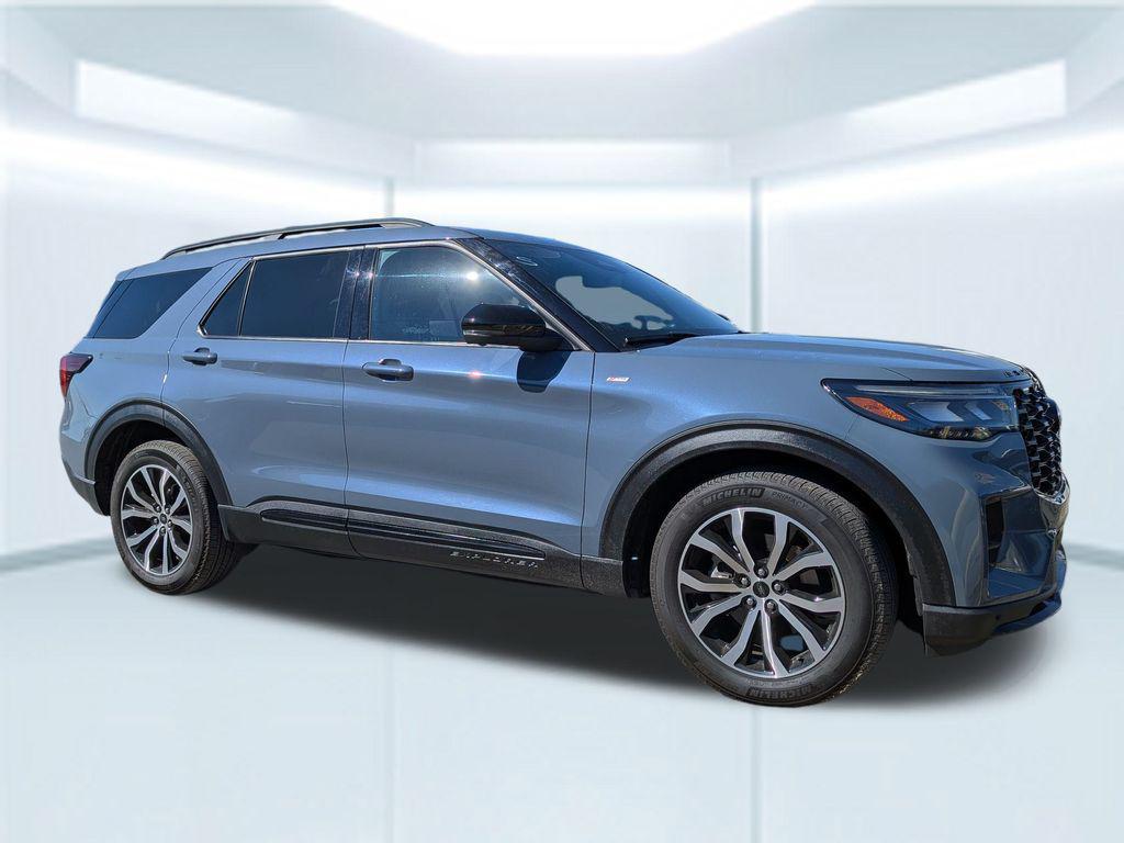 used 2025 Ford Explorer car, priced at $39,330