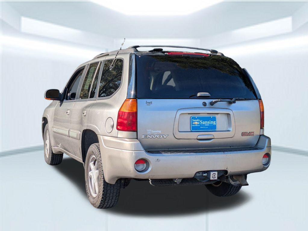 used 2002 GMC Envoy car, priced at $2,975