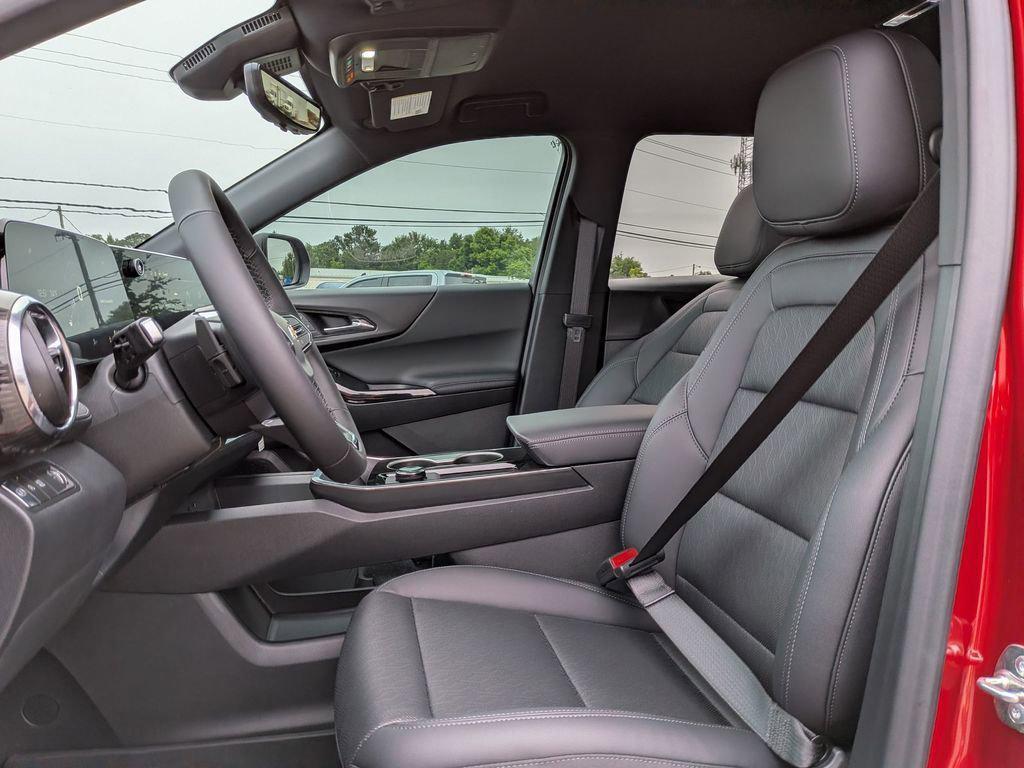 new 2026 Chevrolet Equinox car, priced at $34,243