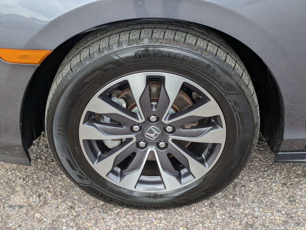 used 2024 Honda Odyssey car, priced at $34,214