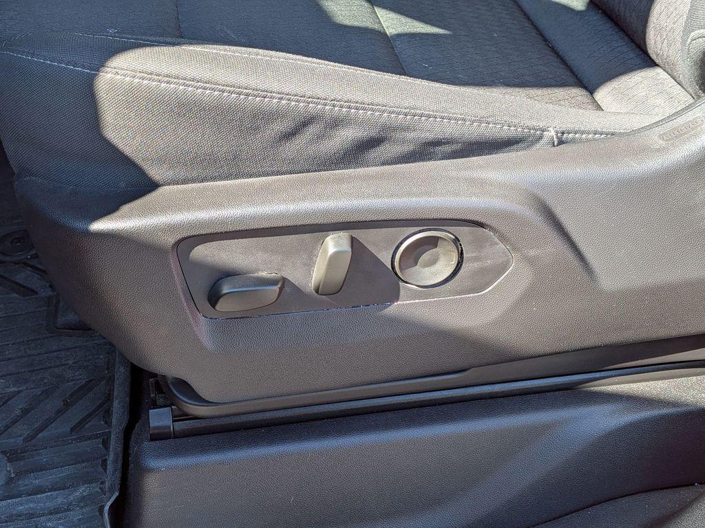 used 2024 Chevrolet Silverado 1500 car, priced at $52,998