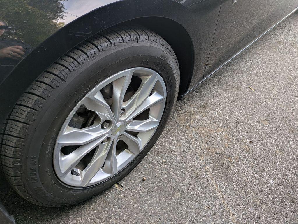 used 2019 Chevrolet Malibu car, priced at $10,998