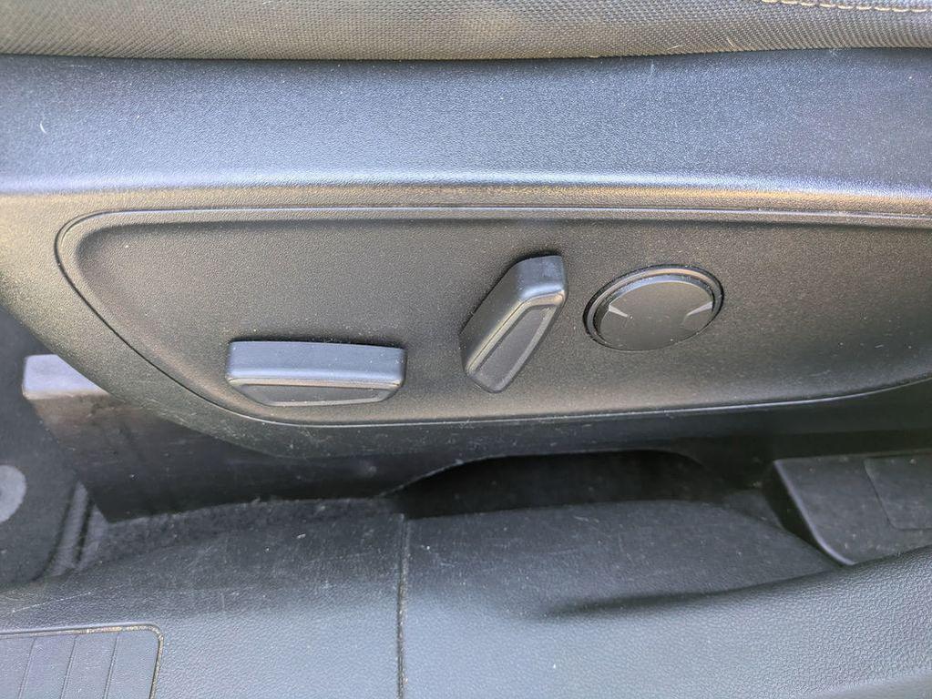 used 2020 Ford Escape car, priced at $9,998