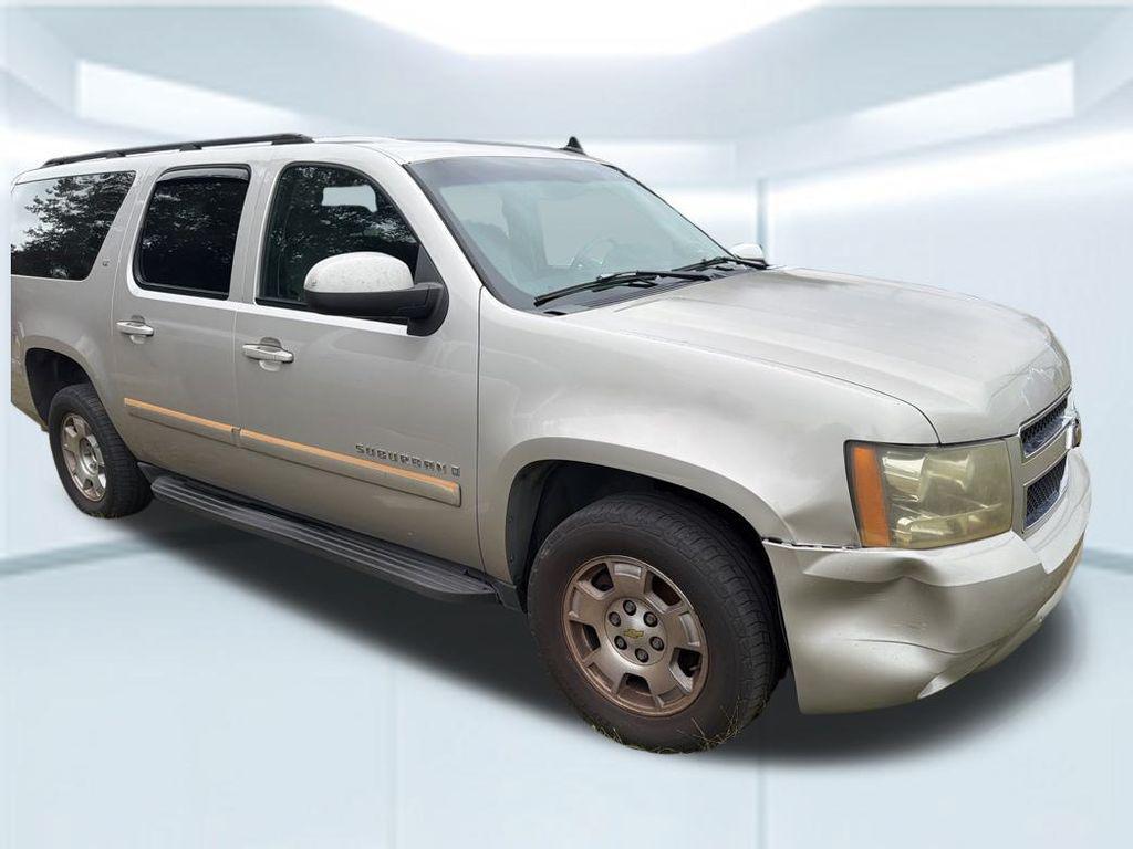 used 2007 Chevrolet Suburban car, priced at $3,355
