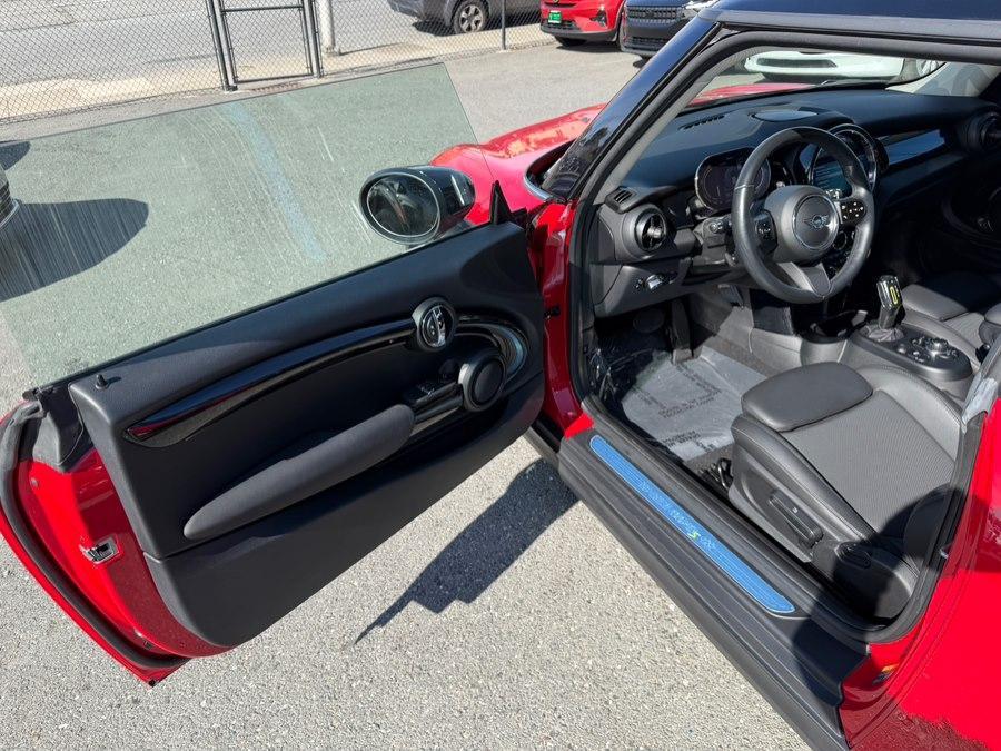 used 2022 MINI Hardtop car, priced at $18,420
