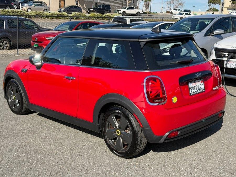 used 2022 MINI Hardtop car, priced at $18,420