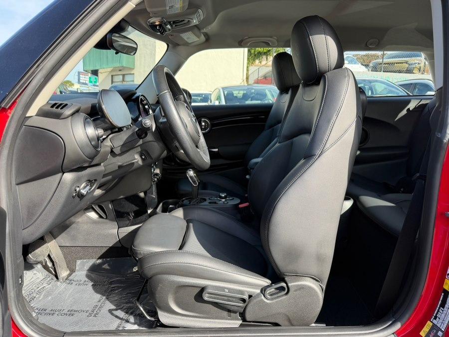 used 2022 MINI Hardtop car, priced at $18,420