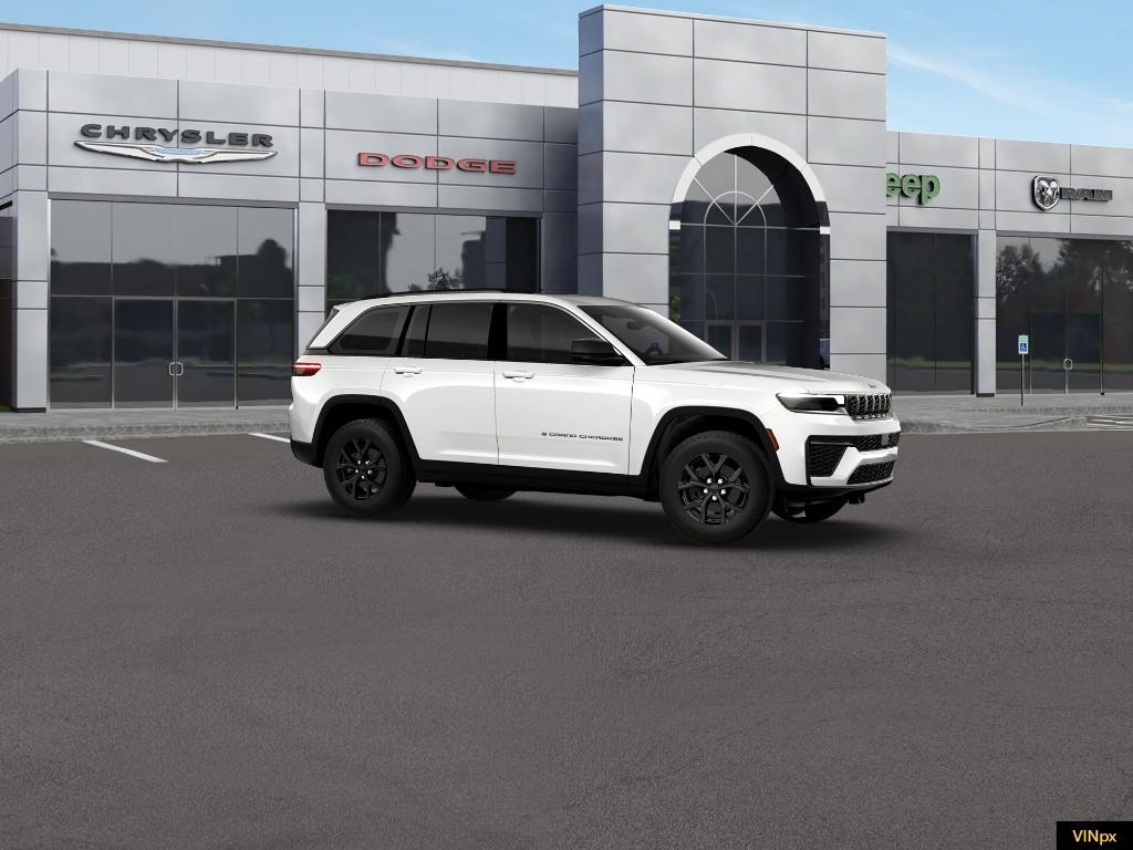 new 2026 Jeep Grand Cherokee car, priced at $47,600