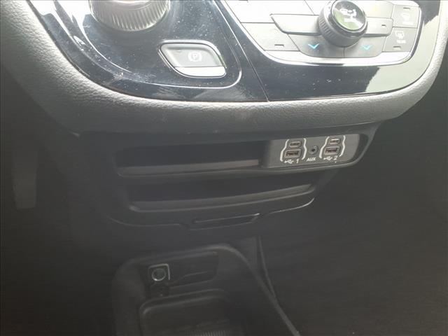 used 2023 Chrysler Pacifica car, priced at $29,400