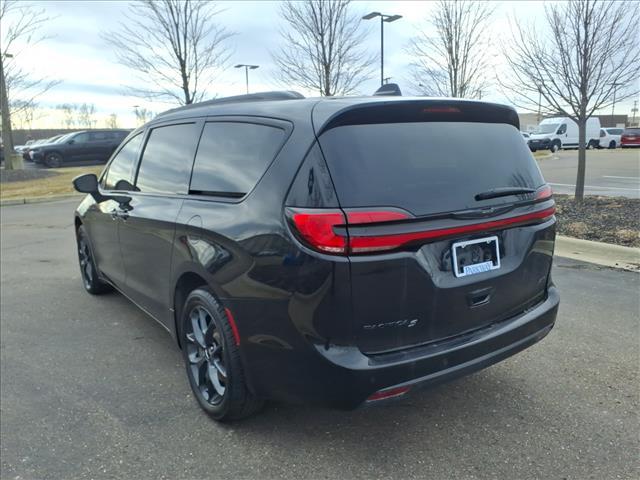 used 2023 Chrysler Pacifica car, priced at $29,400
