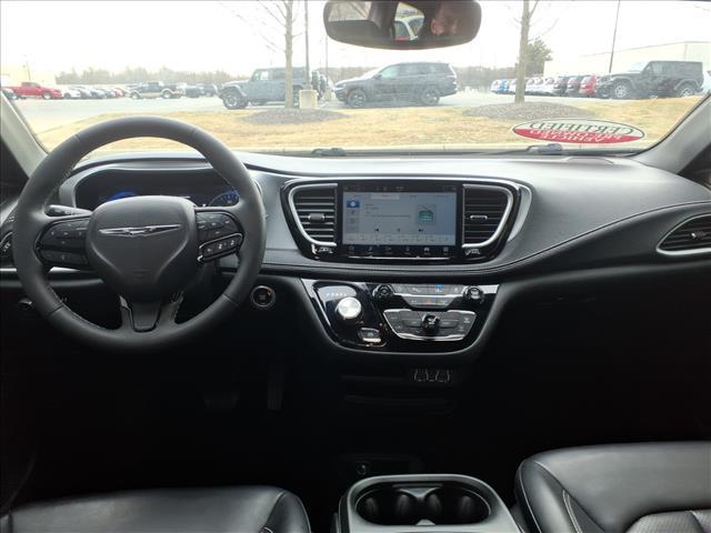 used 2023 Chrysler Pacifica car, priced at $29,400