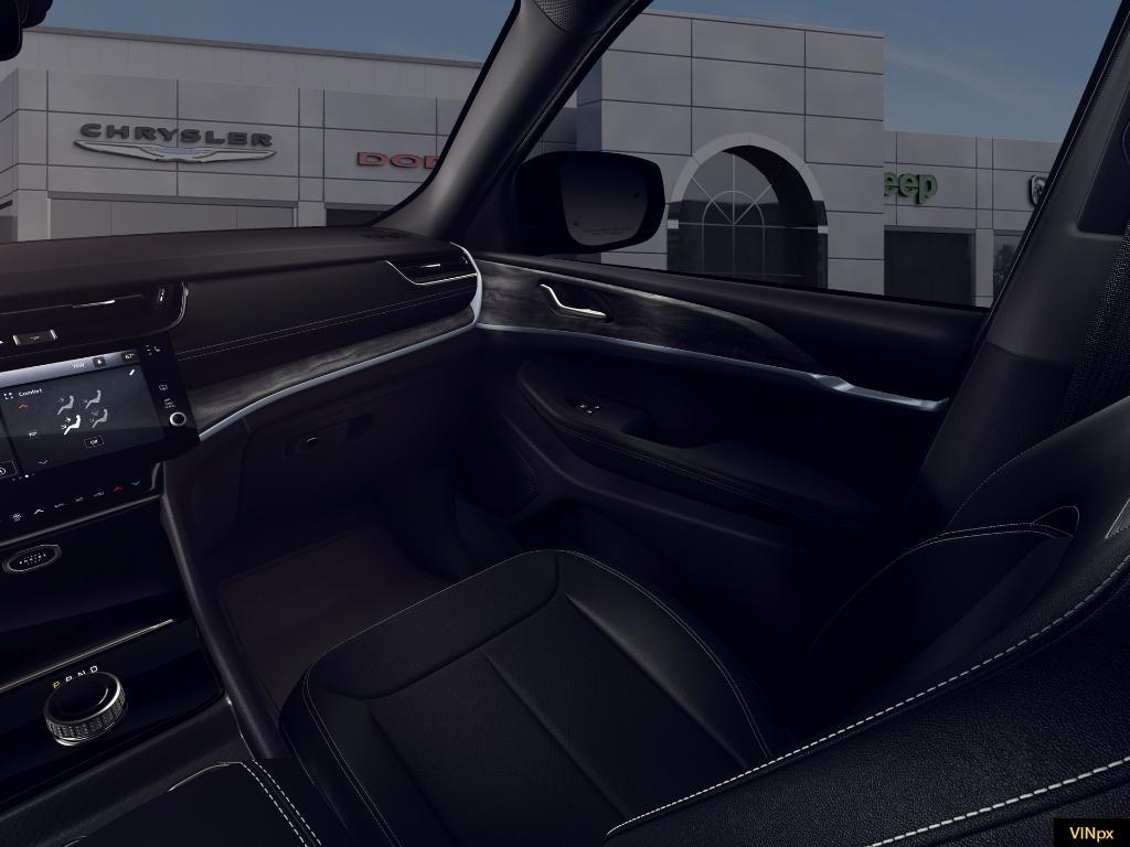 new 2026 Jeep Grand Cherokee car, priced at $48,925