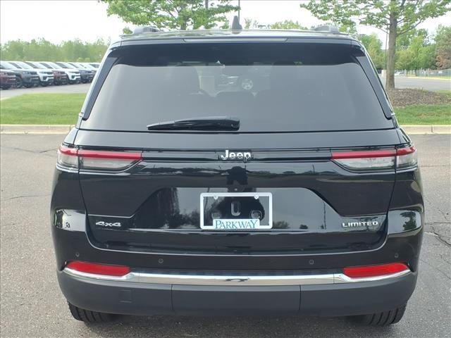 used 2023 Jeep Grand Cherokee car, priced at $34,900