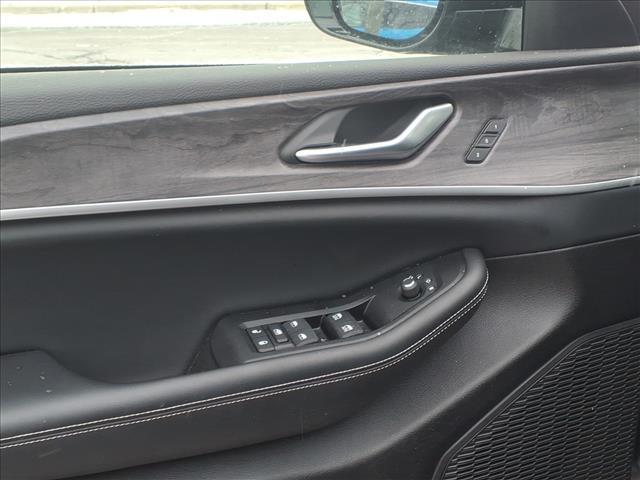 used 2024 Jeep Grand Cherokee car, priced at $33,000