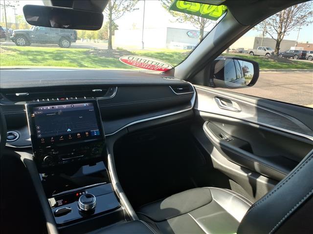 used 2025 Jeep Grand Cherokee car, priced at $36,900