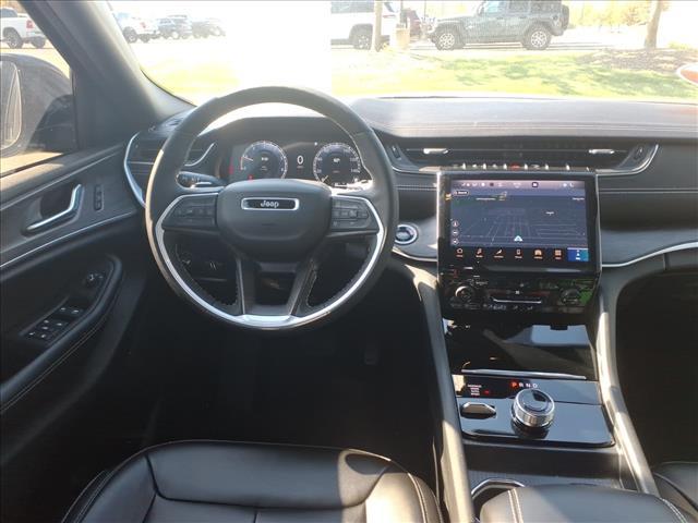 used 2025 Jeep Grand Cherokee car, priced at $36,900
